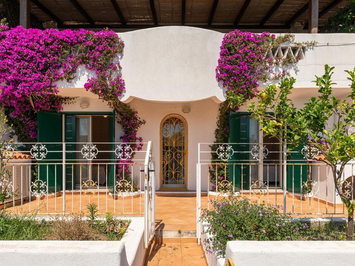 Villa Relais Baia Di Nelson à Porto Rafael Extérieur photo